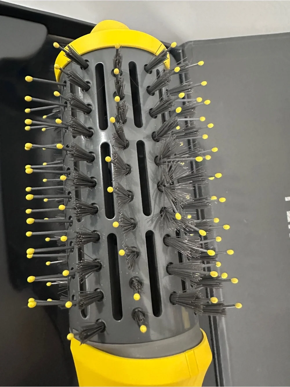 Drybar the single shot Round Brush - Volumizing Styling Tool